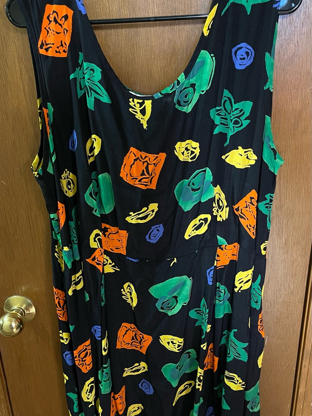 Sleeveless Black Maxi Dress with Multicolor Floral Print